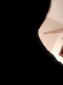 Snapshot of ynroh_87 chatting on February 22, 5:11 pm ynroh 87 online show from February 22, 5:11 pm