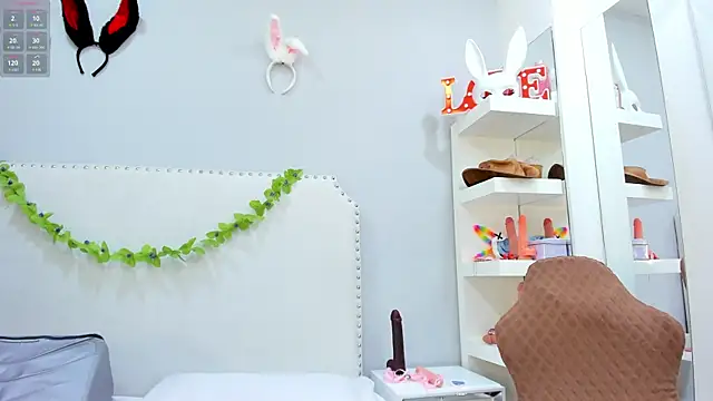 KoraSweett online show from October 22, 7:02 pm