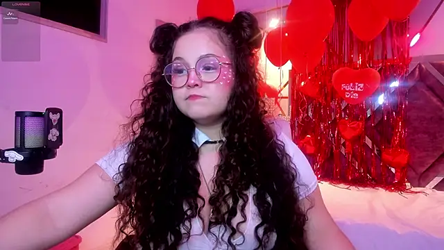 ShylySweet online show from February 18, 5:25 am