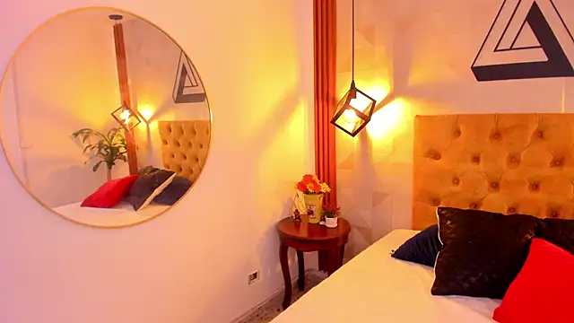 violet sweet19 online show from March 14, 11:59 am