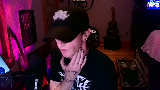 LEVIATHANX666 online show from April 4, 5:16 am