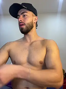 MaxDell online show from March 21, 7:06 pm