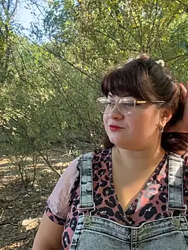 Snapshot of Big--tits chatting on September 9, 5:51 am Big--tits online show from September 9, 5:51 am