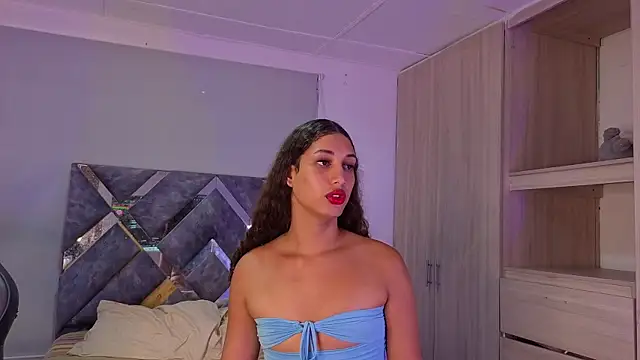 candice777 online show from April 15, 4:14 pm