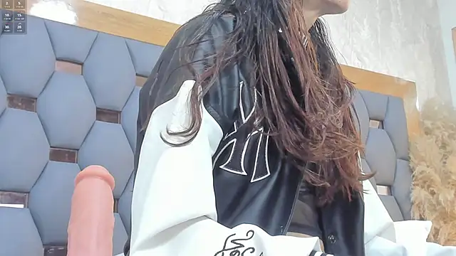 crystal sm online show from March 2, 3:09 am