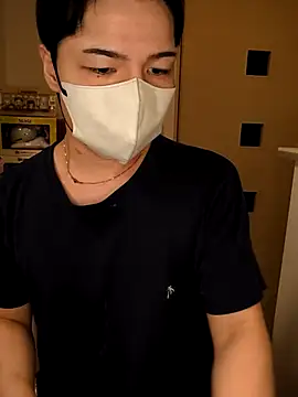 kqitooo online show from April 8, 12:38 pm