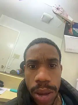 Snapshot of willie896 chatting on February 1, 12:26 pm willie896 online show from February 1, 12:26 pm