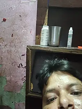 hotcapalsss online show from July 13, 9:39 pm