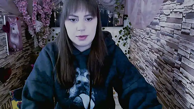 Amanda Bright  online show from September 26, 7:01 am