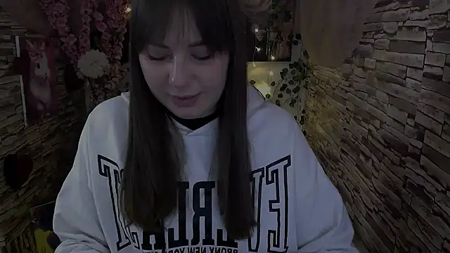 Amanda Bright  online show from October 21, 6:58 am