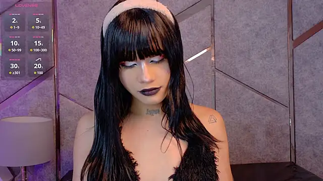NATASHAA WINZ online show from June 9, 4:57 am