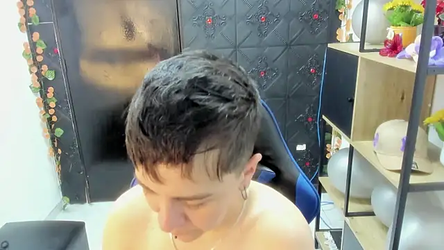  Hannah Hot online show from March 31, 2:13 am