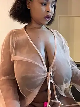 Snapshot of jayjayja19 chatting on June 24, 1:04 am jayjayja19 online show from June 24, 1:04 am