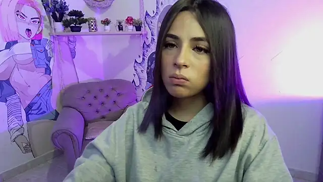 sofi lara28 online show from March 12, 1:28 pm