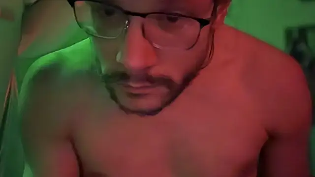 MasterDaddyCool online show from January 6, 7:01 am