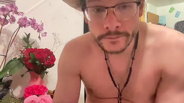 MasterDaddyCool online show from March 12, 11:05 am