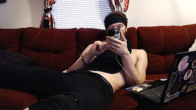 Snapshot of jinjasnack chatting on December 17, 12:44 pm jinjasnack online show from December 17, 12:44 pm