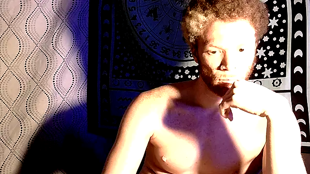 Snapshot of jinjasnack chatting on April 1, 7:09 am jinjasnack online show from April 1, 7:09 am