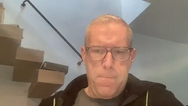 choupipat1 online show from March 4, 7:25 am