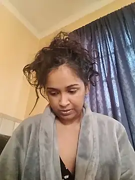 Snapshot of cute_indianxo chatting on July 1, 6:04 am cute indianxo online show from July 1, 6:04 am