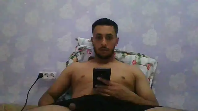 Snapshot of Naymik911 chatting on June 19, 12:37 am Naymik911 online show from June 19, 12:37 am