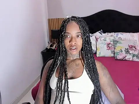 Pauline Fox online show from March 30, 2:45 am