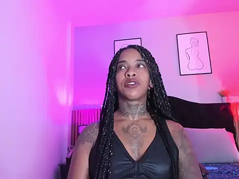 Pauline Fox online show from April 18, 2:26 am