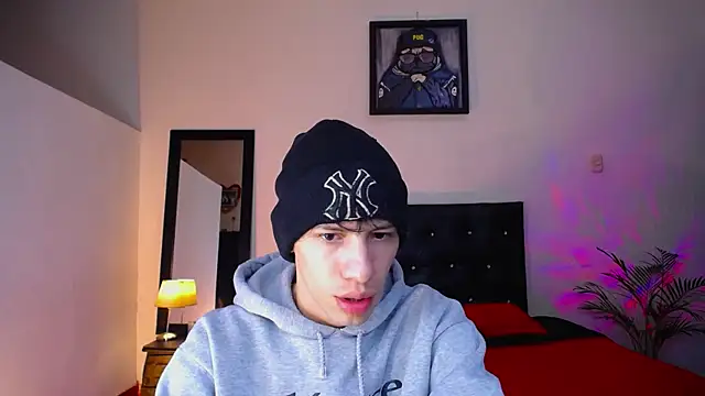 santiago cutex online show from November 7, 10:04 am