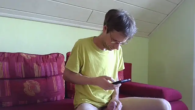 Snapshot of vers92_seb chatting on June 30, 5:52 am vers92 seb online show from June 30, 5:52 am