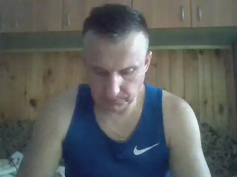 Maksymilian1 online show from June 17, 5:36 pm