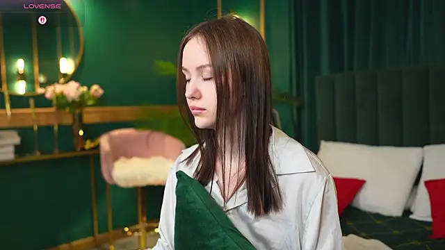 MarySparkle online show from April 15, 4:41 am