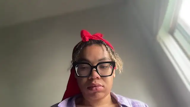 zahrabliss online show from June 14, 1:57 pm