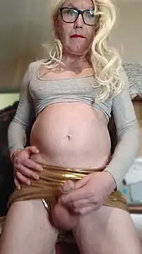 kellyts29 online show from April 1, 5:41 am