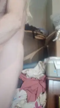 kellyts29 online show from April 15, 5:36 am