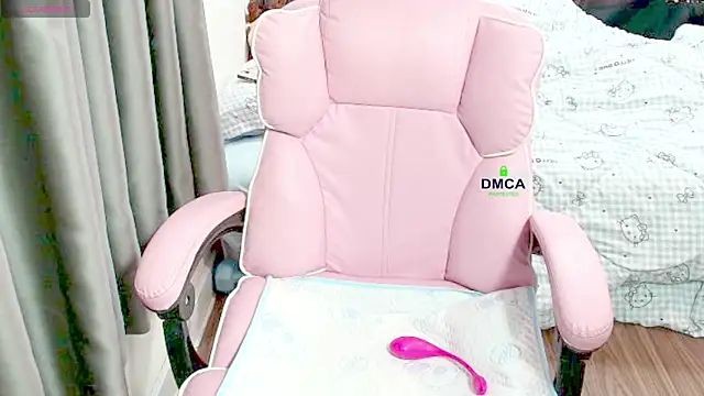 Cindy Cutiegirl online show from April 17, 10:24 pm