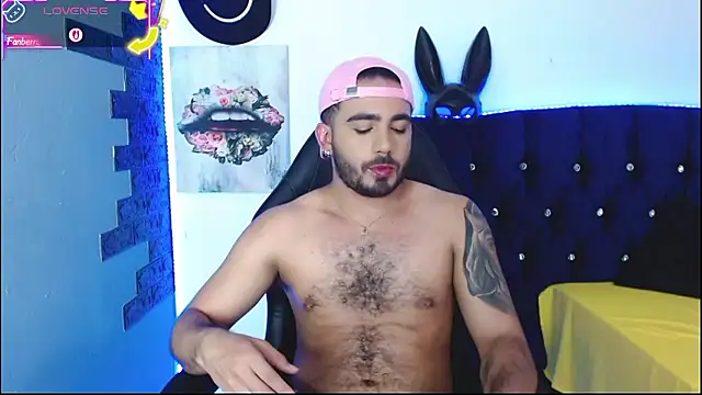 adamhairy online show from January 8, 8:11 pm