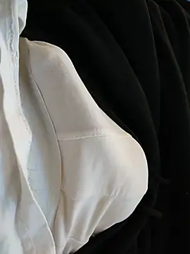 Snapshot of MyDick4You666 chatting on December 15, 10:41 am MyDick4You666 online show from December 15, 10:41 am