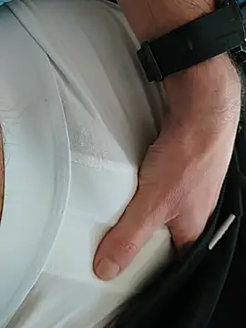 Snapshot of MyDick4You666 chatting on February 25, 12:15 pm MyDick4You666 online show from February 25, 12:15 pm