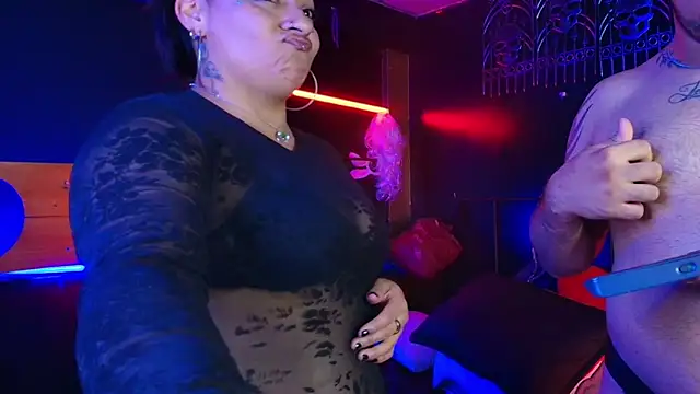 YiingandYang online show from February 11, 6:18 am