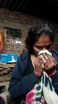 Guriya0076 online show from February 5, 8:24 pm