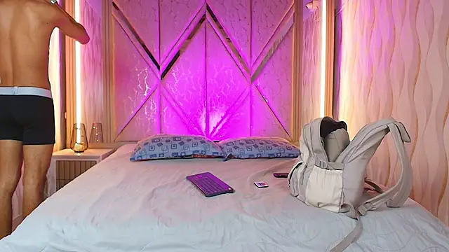 Hotcouple 222 online show from April 5, 7:27 am