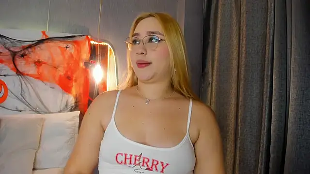 ximenanoah online show from October 18, 1:34 pm