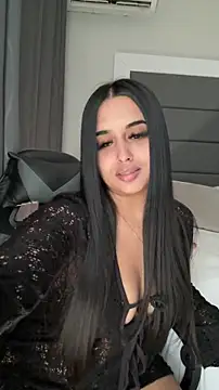 LilMisIndianx online show from April 4, 12:24 pm