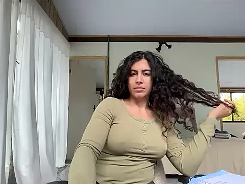 deusaludovica online show from May 25, 4:13 pm