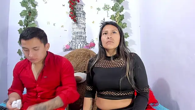 NataliaAndJulliam online show from April 5, 5:48 am