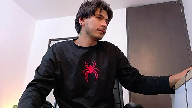 Elian savoy online show from April 18, 11:27 pm