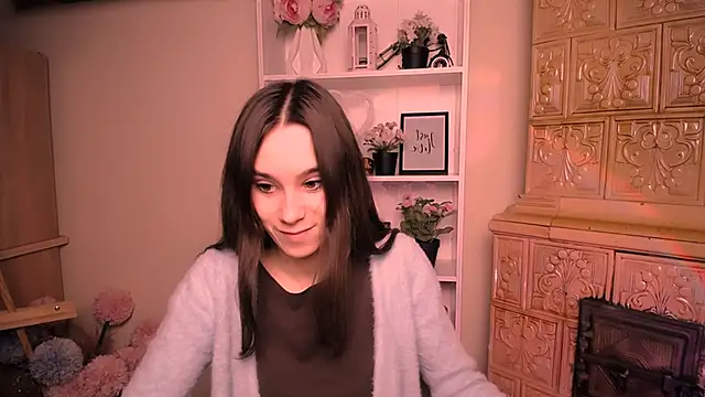 RosaRay  online show from April 8, 6:13 am