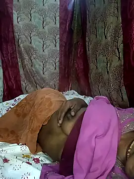 Snapshot of Babhi_Love chatting on September 28, 5:51 pm Babhi Love online show from September 28, 5:51 pm