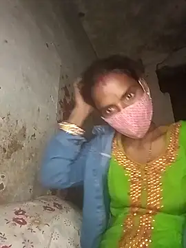 Snapshot of Babhi_Love chatting on November 7, 1:33 pm Babhi Love online show from November 7, 1:33 pm