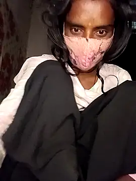 Snapshot of Babhi_Love chatting on November 19, 10:15 am Babhi Love online show from November 19, 10:15 am